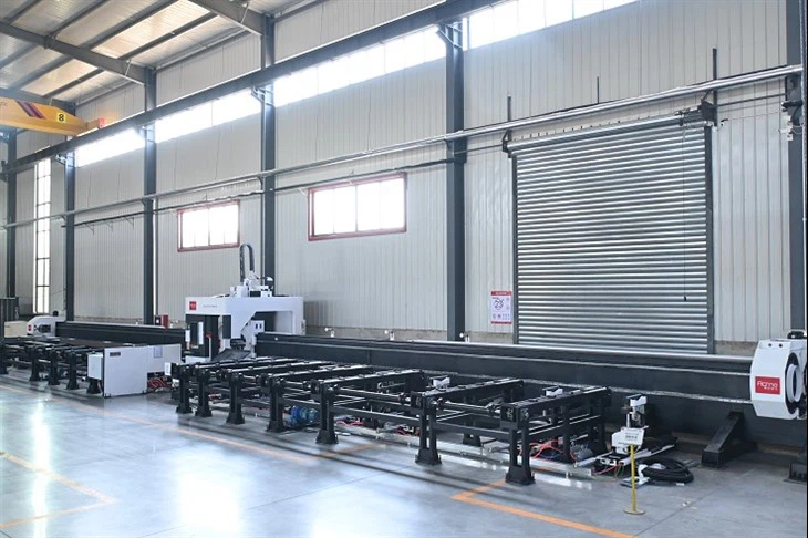 12000W Pipe Laser Cutting Machine